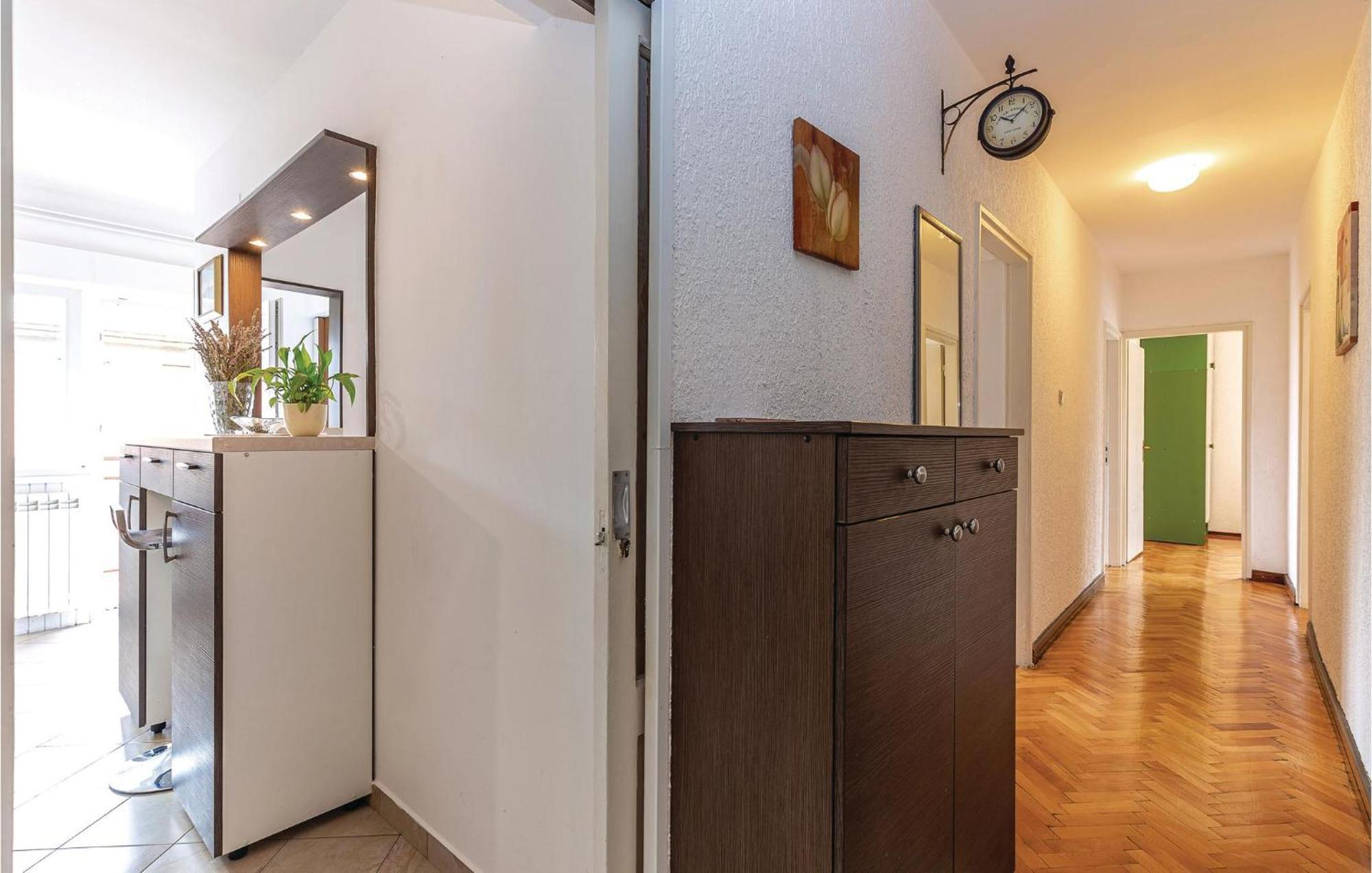 Amazing Apartment In Rijeka With Wifi 外观 照片